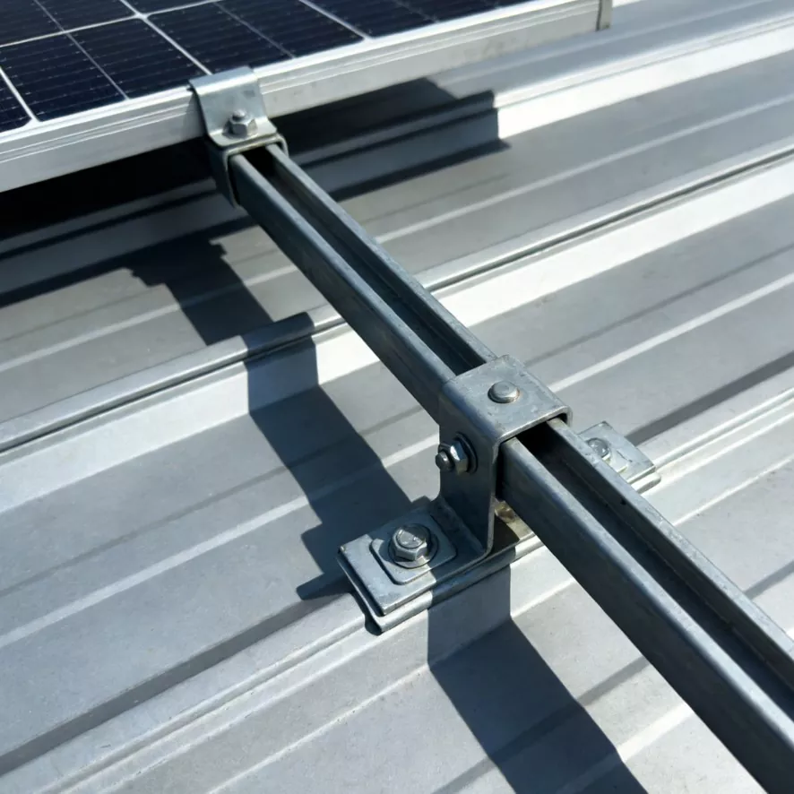 Cén Fáth a Bhfuil MOUNT SOLAR MIOTAIL ROOF an Infheistíocht is Fearr do Thionscadail Fuinneamh Gréine Fadtéarmach